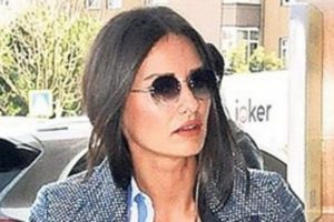 Yasemin &Ouml;zilhan g&ouml;z kamaştırıyor...