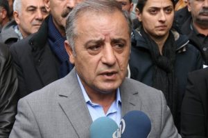 Belediye eş başkanlarından 'afiş' a&ccedil;ıklaması