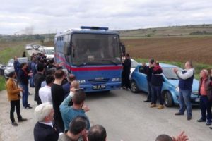 Edirne'ye nakil edilen &Ccedil;akıcı'ya alkışlı karşılama