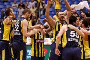 Fenerbah&ccedil;eliler'e m&uuml;jde