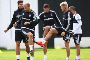 Beşiktaş, &Ccedil;aykur Rizespor ma&ccedil;ı hazırlıklarını s&uuml;rd&uuml;rd&uuml;