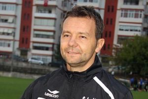 Karab&uuml;kspor bir eksikle kampa girdi