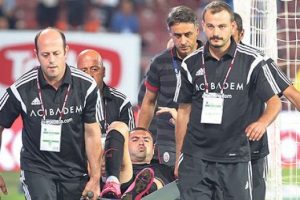 Galatasaray'a 1 iyi, 2 k&ouml;t&uuml; haber!