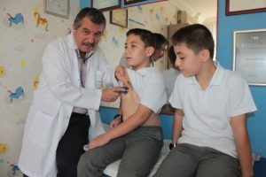 Değişen hava sıcaklığında &ccedil;ocuklara dikkat