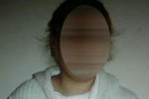 Para karşılığı ilişkiye girdikleri kadını gasp ettiler
