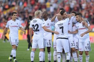 Beşiktaş, b&uuml;y&uuml;k farkla &uuml;st&uuml;n