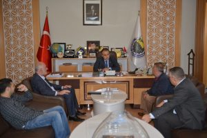 Bursa Gemlik İneg&ouml;ll&uuml;ler Derneği'nden başkana ziyaret