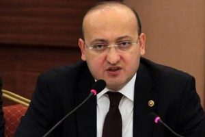 Akdoğan: Mehmet&ccedil;ik gerekeni yapacaktır