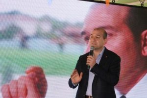 "T&uuml;rkiye'nin yarınlarına g&ouml;re karar verin"