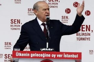 Bah&ccedil;eli'den Erdoğan'a: Hadi bize taş gelsin, senin semtine de sadece hukuk gelsin