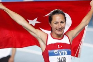 Aslı &Ccedil;akır Alptekin ve Nevin Yanıt'a k&ouml;t&uuml; haber!