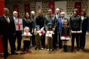 Şehit eşinden laptop &ccedil;ıkışı