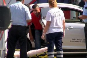Y&uuml;z&uuml; maskeli gasp&ccedil;ılar, sigara dağıtım aracını soydu