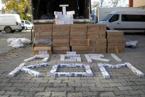 Ağrı'da ka&ccedil;ak sigara operasyonu