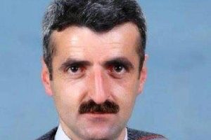 M&uuml;başir kalp krizinden &ouml;ld&uuml;