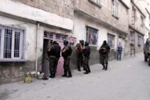 Gaziantep'te torbacı operasyonu: 20 tutuklama