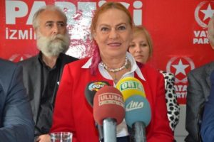 Şule Perin&ccedil;ek: Avrupa'da &ouml;zg&uuml;rl&uuml;ğ&uuml; tekrar yazdık