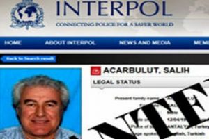Interpol'&uuml;n aradığı ka&ccedil;ak, hastanede &ouml;ld&uuml;