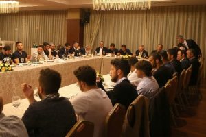 Fenerbah&ccedil;eli oyunculardan Yıldırım'a galibiyet s&ouml;z&uuml;