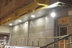Ter&ouml;ristler ATM'ye bomba attı