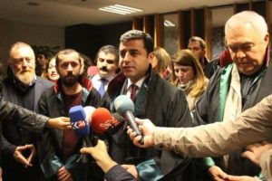 "Biz HDP olarak koalisyon g&ouml;r&uuml;şmelerine a&ccedil;ık olacağız"