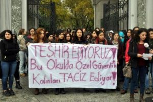 İstanbul &Uuml;niversitesi'nde taciz protestosu