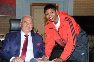 Angel Mccoughtry Mersin B&uuml;y&uuml;kşehir'de