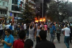 Kırşehir'de 4 işyerinin yakılmasına 16 tutuklama