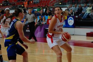 AG&Uuml; Spor son anda g&uuml;lmeyi başardı