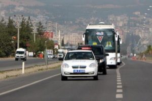 Alman askerleri &uuml;lkelerine d&ouml;n&uuml;yor