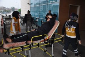 Bursa'da evde kilitli kalan &ccedil;ocuğunu kurtarmak isterken &ccedil;atıdan d&uuml;şt&uuml;