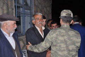 Adıyamanlı şehidin baba ocağına ateş d&uuml;şt&uuml;
