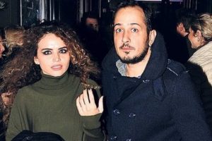 Sarp Apak ve sevgilisi kameralara alışamadı...