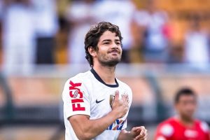 Fenerbah&ccedil;e, Pato i&ccedil;in devlerle kapışıyor!