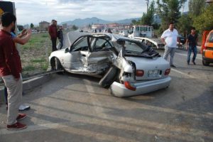 &Ccedil;orum'da kaza: 3'&uuml; &ccedil;ocuk, 7 yaralı