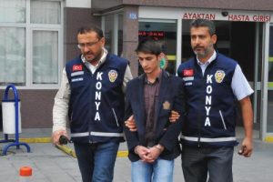 Erkek hemşire, 1 aylık bebeği 'ıslak mendil'le &ouml;ld&uuml;rd&uuml;