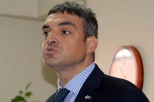 CHP'li Umut Oran: CHP il başkanları valilerin tehdidi altında