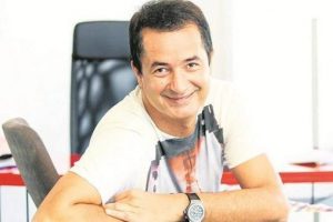 Acun'dan amcasına tam destek!