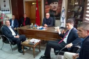 CHP'li Sarıbal, Mudanya'da &uuml;reticinin nabzını tuttu