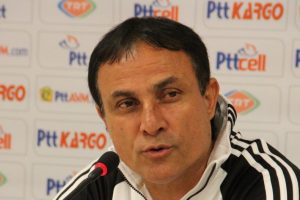 Erciyesspor galibiyeti Timu&ccedil;in Bayazıt'a armağan etti