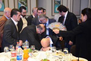 Trabzonspor'un efsanesi Ahmet Suat &Ouml;zyazıcı hastaneye kaldırıldı