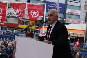 Vatan Partisi Genel Başkanı Doğu Perin&ccedil;ek, İzmir'de konuştu