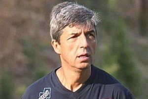 Bandırmaspor Teknik Direkt&ouml;r&uuml; &Ouml;zyazanlar, hayatını kaybetti