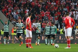 Galatasaray'ın rakiplerinden Benfica, Lizbon derbisini farklı kaybetti