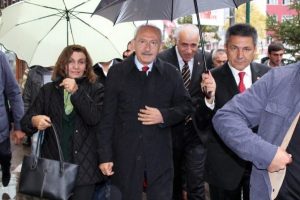 "T&uuml;rkiye'yi ter&ouml;rden ve Ortadoğu bataklığından kurtaracağım"