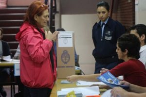Arjantin'de se&ccedil;imler ikinci tura kaldı