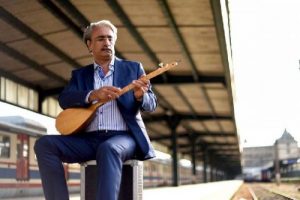 Sanat&ccedil;ılara birlikte hareket etme &ccedil;ağrısı