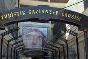 Turistik &ccedil;arşı yeniden yapılandırılıyor