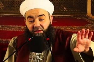 "Bunlar K&uuml;rt değil. Bunlar Ermeni gavur, s&uuml;nnetsiz'