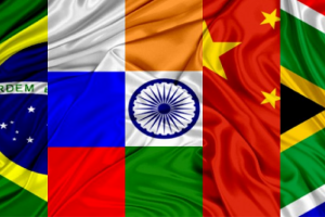 İran BRICS`in kalkınma bankasına katılacak!